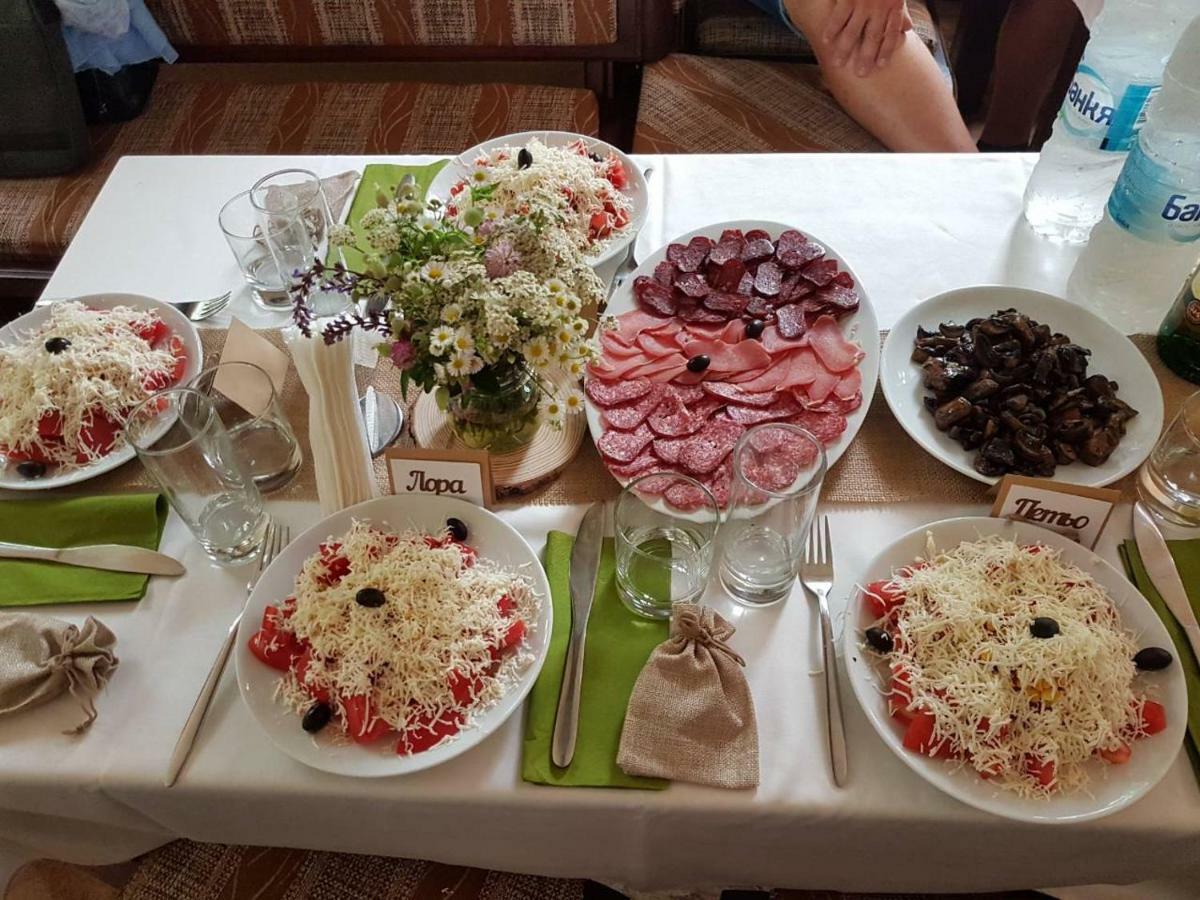 Семеен Хотел Федора รีบาริตซา ภายนอก รูปภาพ